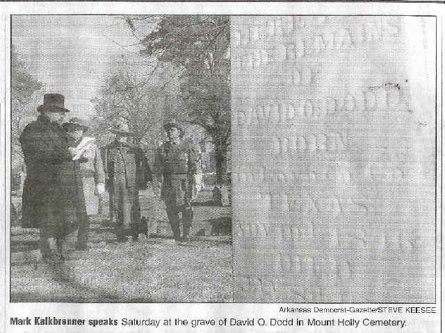 DoddMl Nwspr B5 pic mdl